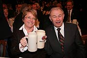 Ministerpräsident Dr. Günther Beckstein mit Frau Magda (Foto. Martin Schmitz)